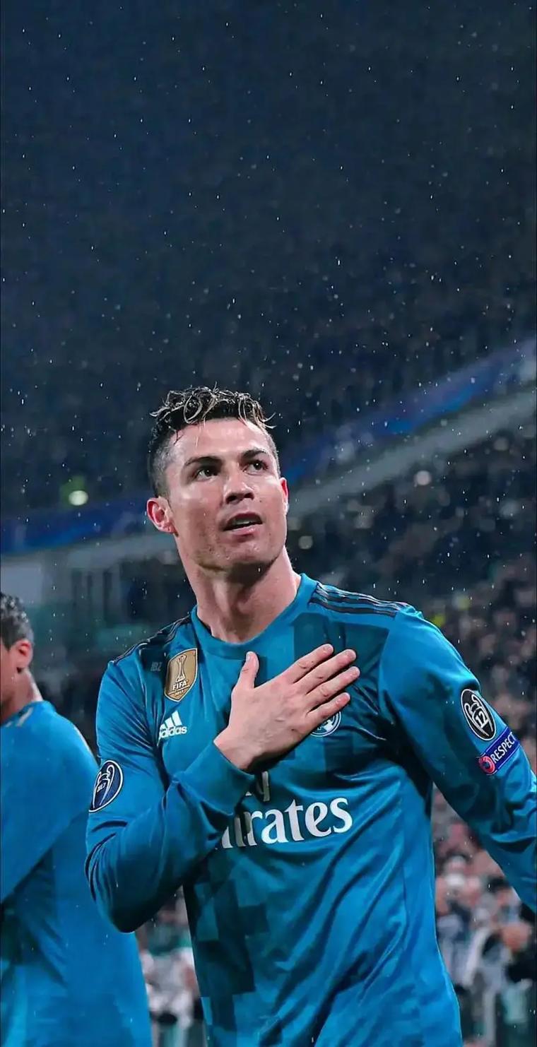 世联赛疯狂夜：巴西逆转日本，意大利横扫，冠军归属难料