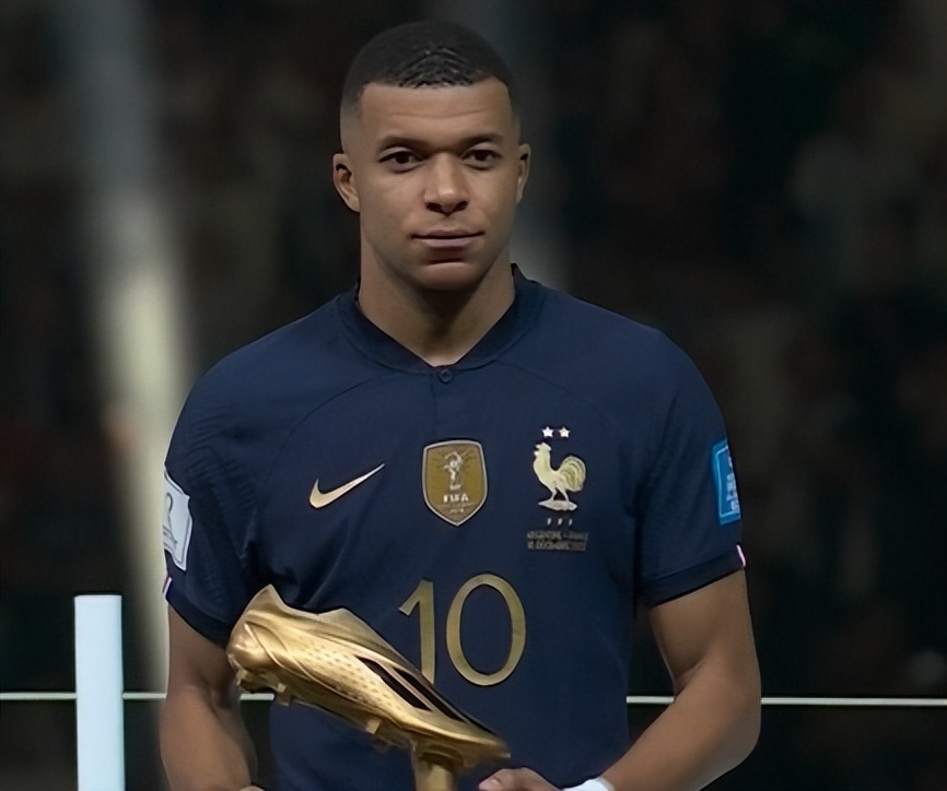 欧冠战报：艾尔尤努西、阿乔里破门，哥本哈根3-2绝杀黄潜（欧冠快讯：艾尔尤努西、阿乔里建功，哥本哈根3-2压哨绝杀比利亚雷亚尔）