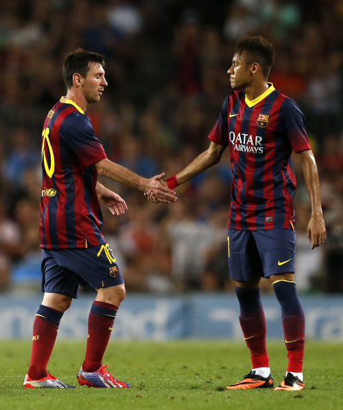 科莫总监：除为帕斯提供比赛与成长环境，我不知道还能做什么