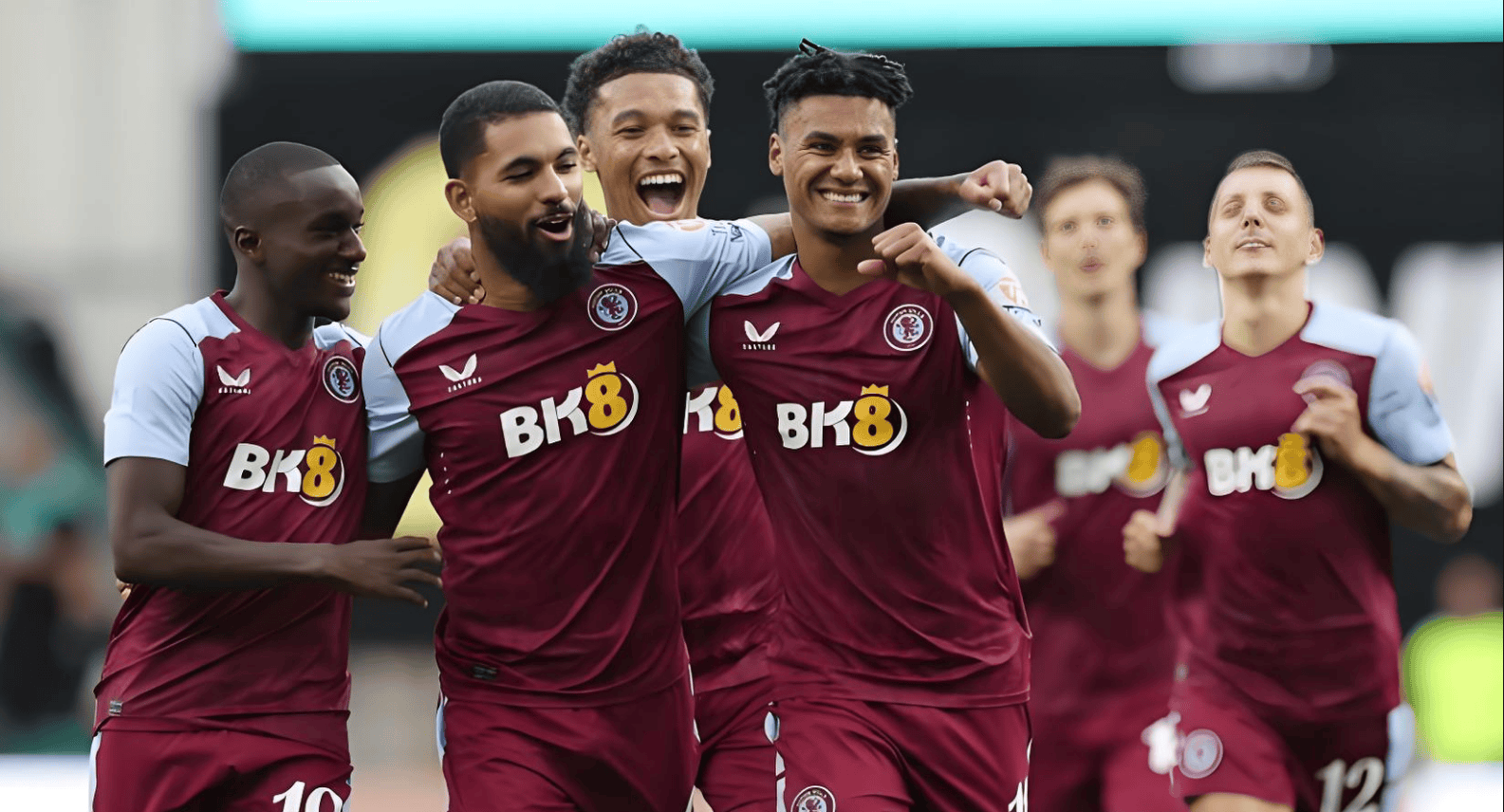 米兰0比1不敌拉齐奥，这场比赛再次证明，米兰需要一个中锋