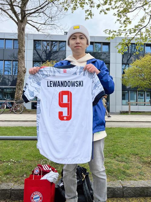 西蒙尼：早就计划好下半场上格列兹曼了，球队还有进步的空间（西蒙尼：格列兹曼本就安排在下半场登场，球队仍有提升空间）