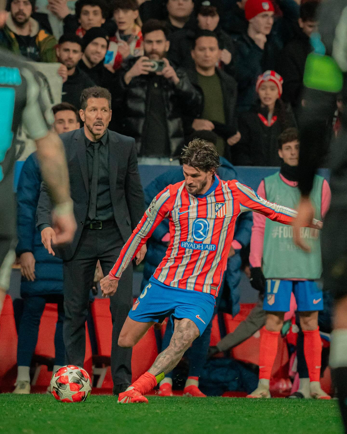 巴萨2-1法兰克福全场数据：射门13-5，控球率超7成