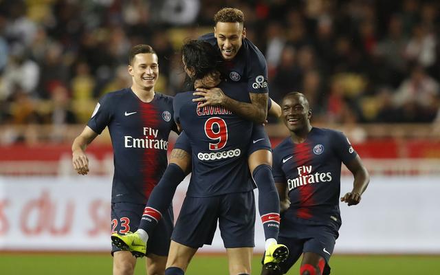 欧洲多家媒体批评莱万飞点：他罚出西甲史上最糟糕的点球之一（欧洲多家媒体抨击莱万罚丢点球：被称为西甲史上最糟之一）